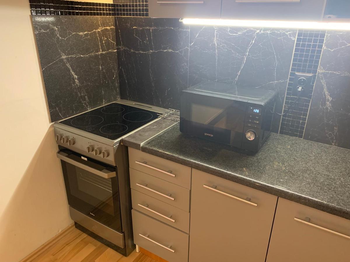 Apartmany City 2 Ostrava Buitenkant foto