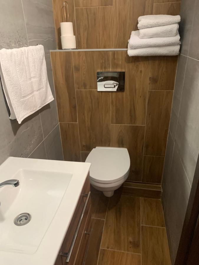 Apartmany City 2 Ostrava Buitenkant foto